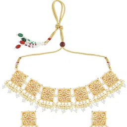 Fida Gold-Plated Kundan-Studded & Pearl Beaded Jewellery Set image 2