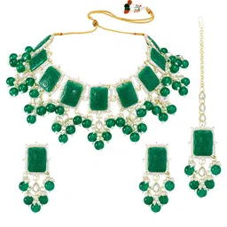 Peora Gold Plated Kundan & Beaded Jewellary Set image 2