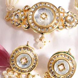Rubans 22K Gold Plated Handcrafted Kundan & Pearl Choker NecklaceSet with Thread Detailing image 3