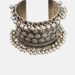 ATIBELLE Silver-Plated Stone-Studded & Beaded Jewellery Set image 2