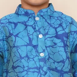 Sethukrishna Boys Mandarin Collar Abstract Printed Kurta with Dhoti Pants image 2