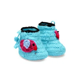 CHUTPUT Infants Set of 2 Blue Hand Knitted Woollen Crochet Booties image 2