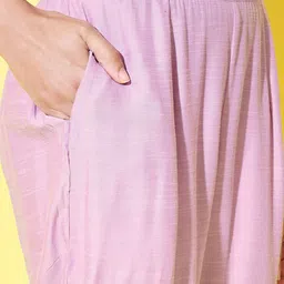 Shopping Queen Round Neck Floral Embroidered Regular Sequinned Kurta Set image 3