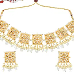 Fida Gold-Plated Kundan-Studded & Pearl Beaded Jewellery Set image 3
