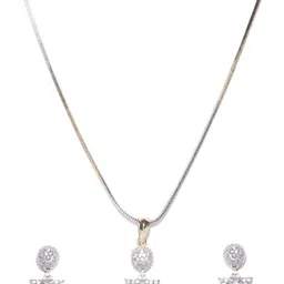 YouBella Gold-Plated Stone Studded Jewellery Set image 4