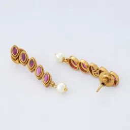 Kushal's Fashion Jewellery Gold-Plated Stone Studded & Beaded Jewellery Set image 4
