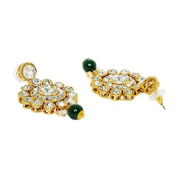 OOMPH Gold-Toned & Green Kundan-Studded & Beaded Jewellery Set image 5