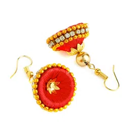 AKSHARA Gold-Plated & White Beaded Thread Jewellery Set image 5