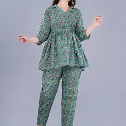 ao services Floral Printed Pure Cotton A-Line Kurti & Trousers With Belt image 4