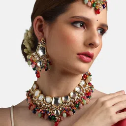 Anouk Gold Plated Kundan Studded & Pearl Beaded Jewellery Set image 2