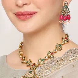 OOMPH Gold-Toned Kundan-Studded Beaded Jewellery Set-picture-23