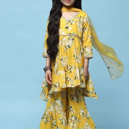 Biba Girls Floral Printed Gotta Patti Kurta With Sharara & Dupatta-picture-10