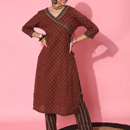 indo street Ethnic Motifs Printed Angrakha Gotta Patti Pure Cotton Kurta with Trousers-image-19