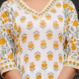 D K W Floral Printed Regular Sequinned Pure Cotton Kurta With Salwar & Dupatta image 3