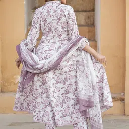 KALINI V-Neck Floral Printed Regular Thread Work Pure Cotton Kurta Set image 4