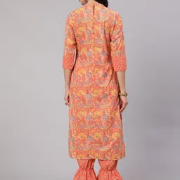 AKS Floral Printed Round Neck Pure Cotton Kurta with Trousers image 4