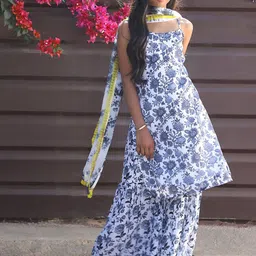 Aks Kids Girls Floral Printed Shoulder Straps A-Line Kurta With Sharara & Dupatta image 4