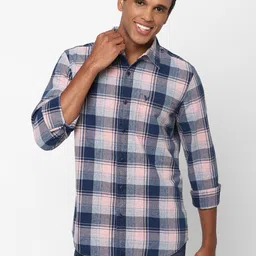 AMERICAN EAGLE OUTFITTERS Tartan Checks Opaque Checked Casual Shirt image 1