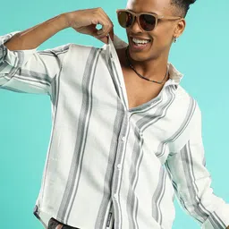 Campus Sutra Men Comfort Barcode Striped Casual Shirt-image-56