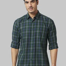 Parx Men Slim Fit Opaque Checked Spread Collar Casual Shirt-image-90