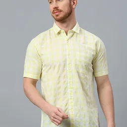 Klub Fox Men Slim Fit Opaque Checked Casual Shirt-image-40