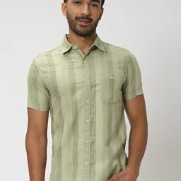 Mufti Slim Fit Checked Pure Cotton Casual Shirt-picture-1