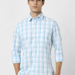 Van Heusen Sport Men Slim Fit Checked Cotton Casual Shirt image 1