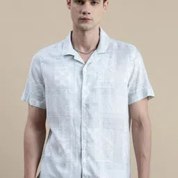 INVICTUS Men Comfort Slim Fit Opaque Printed Casual Shirt image 3