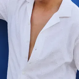 Campus Sutra Spread Collar Short Sleeves Casual Shirt image 2