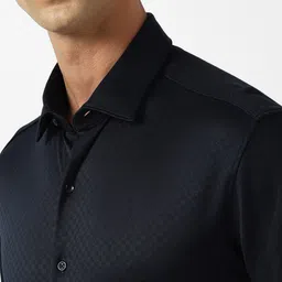 Van Heusen Checked Slim Fit Opaque Formal Shirt image 2