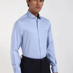 Tommy Hilfiger Men Slim Fit Opaque Casual Shirt image 2