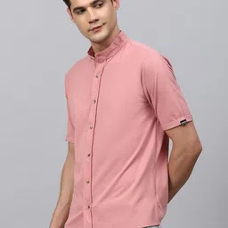 Campus Sutra Men Maroon Opaque Casual Shirt image 3