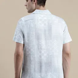 INVICTUS Men Comfort Slim Fit Opaque Printed Casual Shirt image 5