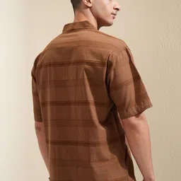 HIGHLANDER Men Cuban Collar Horizontal Stripes Self Design Cotton Relaxed Fit Casual Shirt image 5