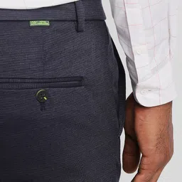 Peter England Slim Fit Windowpane Checks Spread Collar Cotton Formal Shirt image 4