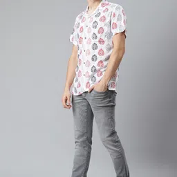 DENNISON Men White & Red Printed Smart Slim Fit Casual Shirt image 5