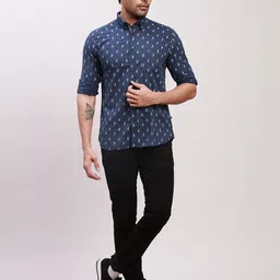Parx Men Conversational Printed Spread Collar Long Sleeves Cotton Slim Fit Formal Shirt image 2