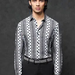 RARE RABBIT Men Clortan Slim Fit Printed Shirt-image-3