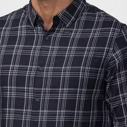 SPYKAR Men Slim Fit Tartan Checked Casual Shirt image 2