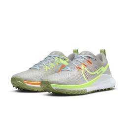Nike Men Pegasus Trail 4 Running Shoes image 1