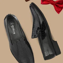 Guava Men Textured Formal Loafers-image-2
