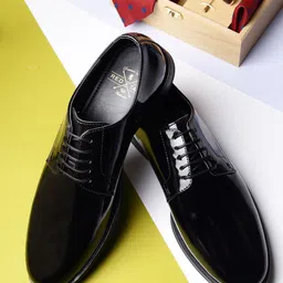 Red Tape Men Black Formal Derbys-picture-16