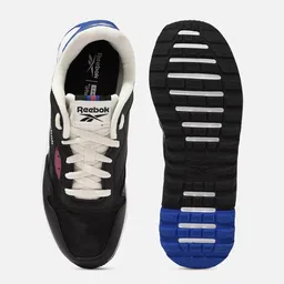 Reebok Classic Men Classics Core Heritance Running Shoes image 4