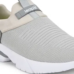 Liberty Men Mesh Running Shoes image 3