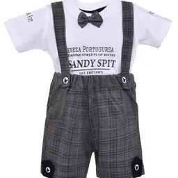Wish Karo Girls Grey & White Printed T-shirt with Dungaree-picture-42