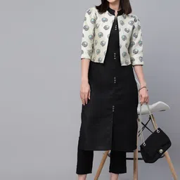 Style Quotient Women Printed Crop Ethnic Shrug image 5