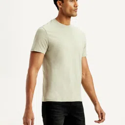 levi's Men's Solid Slim Fit T-Shirt image 4