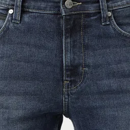 Lee Men Blue Bruce Skinny Fit Low Distress Light Fade Stretchable Jeans image 2