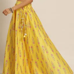 Shae by SASSAFRAS Women Yellow Printed Maxi Flared Skirts image 3