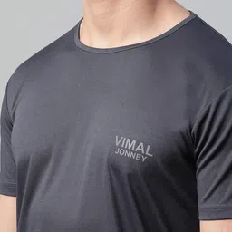 mack jonney VIMAL JONNEY Men Charcoal Grey Solid Track Suit image 3